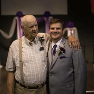 Meet your Posher, Zach